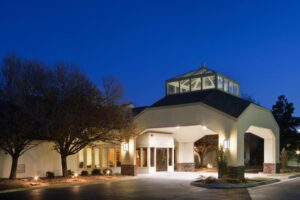 Endeavor Inn & Suites