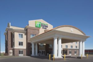 Holiday Inn Express Hotel & Suites Minot South by IHG