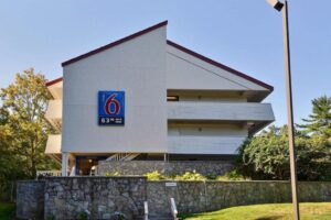 Motel 6-Nashua