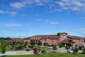 Norfolk Lodge & Suites