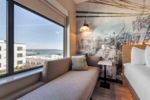 Cambria Hotel Portland Downtown Old Port