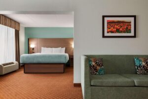 Wingate by Wyndham Louisville East