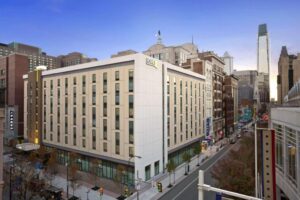 Holiday Inn Philadelphia Arpt-Stadium Area by IHG
